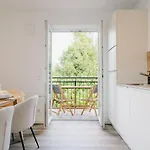 Kuesten De - 4 Seitliche Deichlage, Balkon, 89qm Appartement
