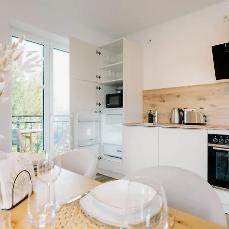 Kuesten De - 4 Seitliche Deichlage, Balkon, 89qm 글레트지일