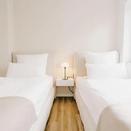 Kuesten De - 4 Seitliche Deichlage, Balkon, 89qm *